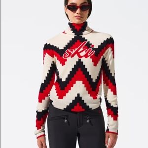 Perfect Moment Chevron Merino Wool Turtleneck Sweater Reb Blue White